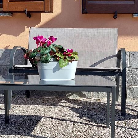 Casa Alberto - Appartamento Zona Bellagio Magreglio المظهر الخارجي الصورة