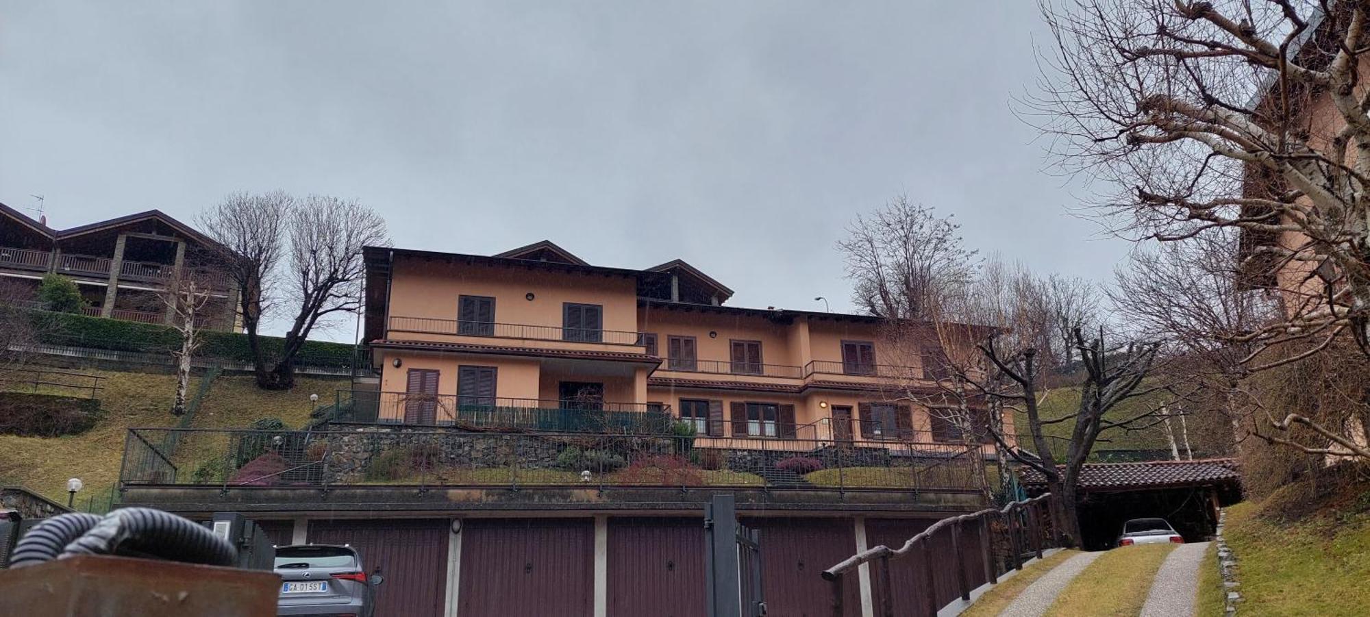 Casa Alberto - Appartamento Zona Bellagio Magreglio المظهر الخارجي الصورة