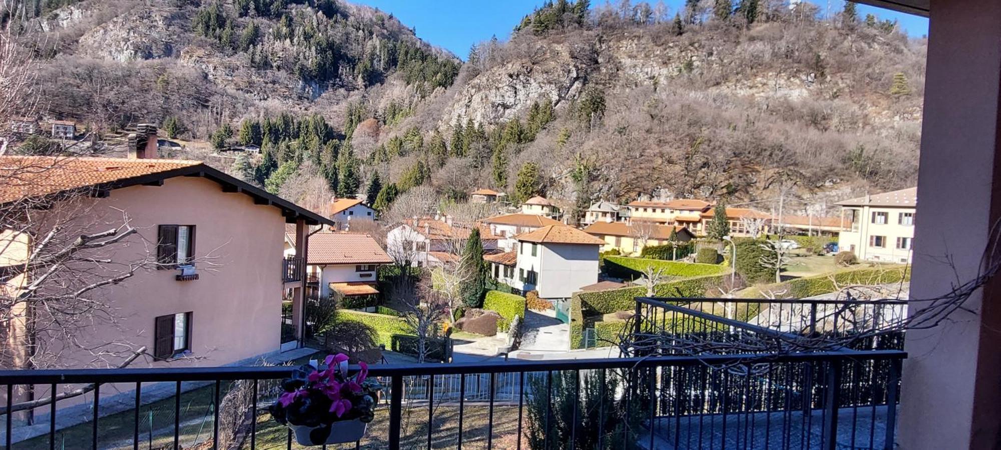 Casa Alberto - Appartamento Zona Bellagio Magreglio المظهر الخارجي الصورة
